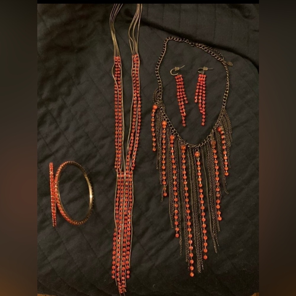 jewelry Lot necklase, bracelet, earings